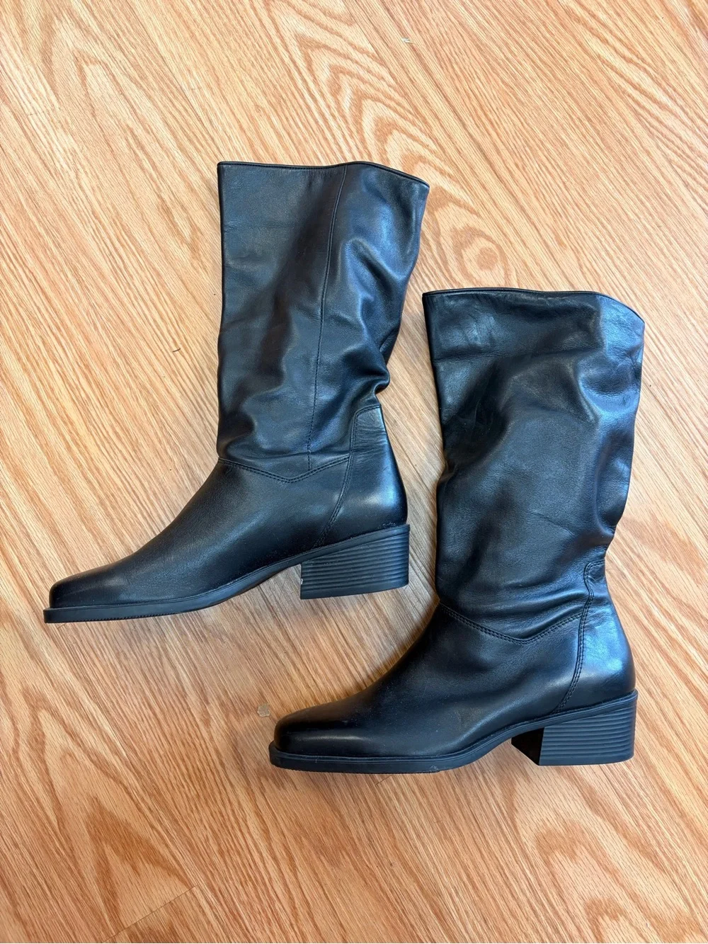 Naturalizer Classic Black Mid-Calf slouchy leather boots